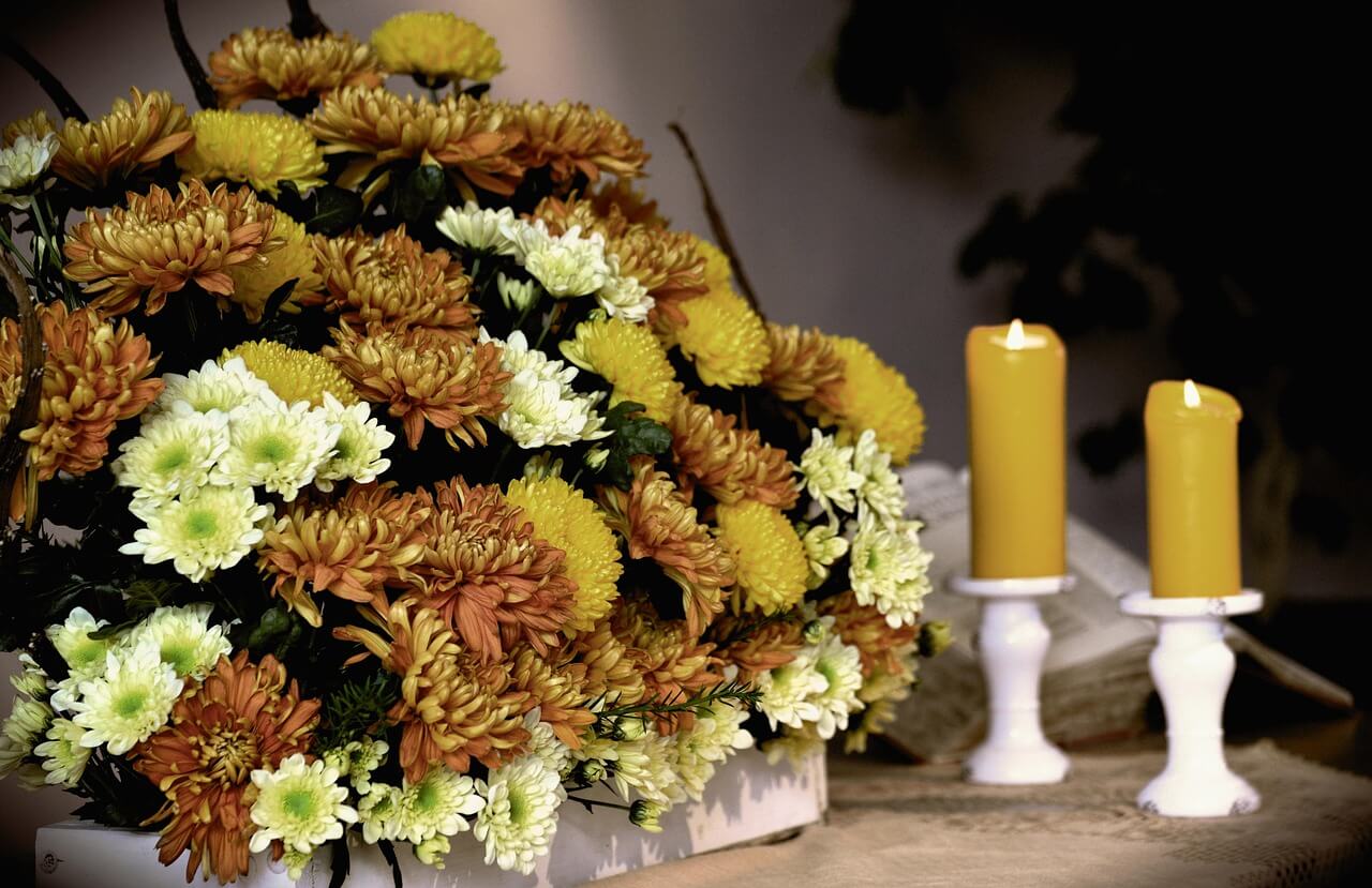 葬儀　生花祭壇